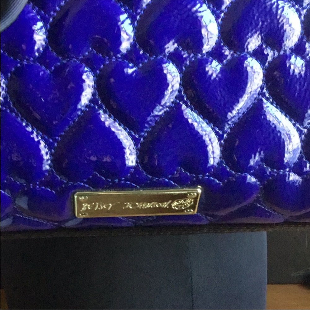 💙BETSEY JOHNSON BAG💙 - Picture 4 of 8